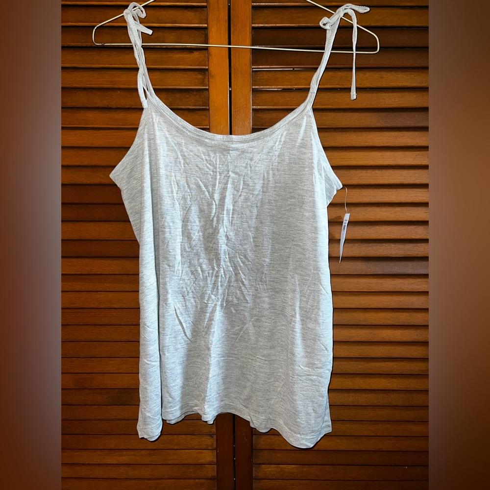 Women's Gray Sleeveless Top